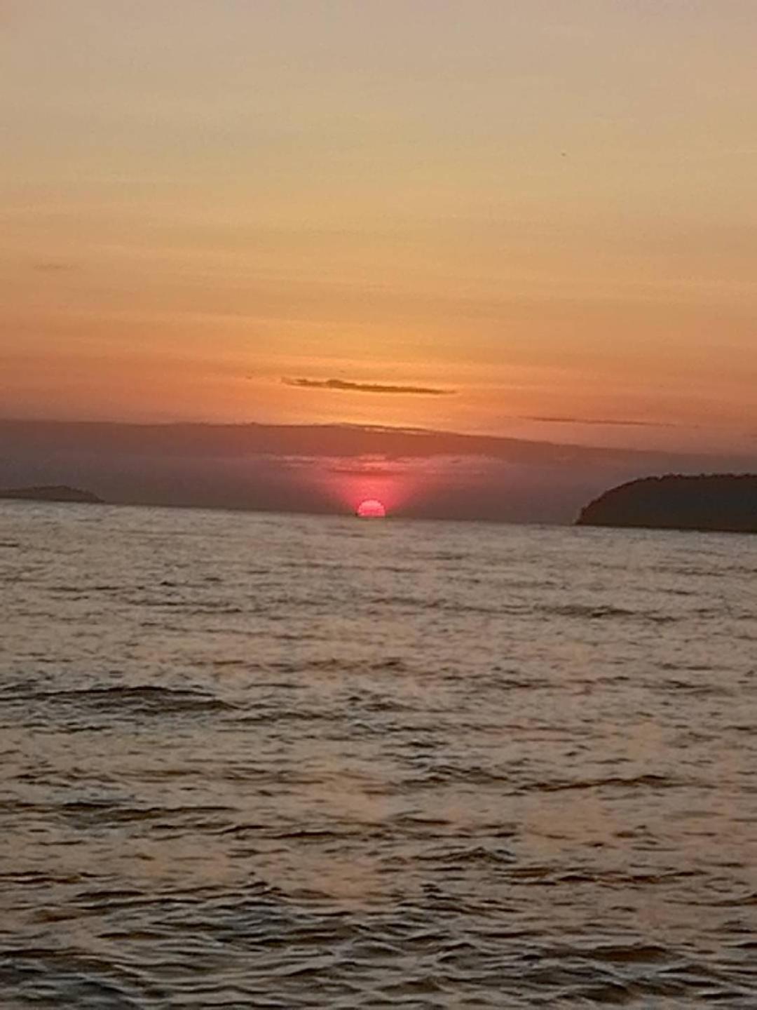 Massuwan Karon Beach Ban Saiyuan Zewnętrze zdjęcie